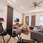 New! Happiness Villa Melaka Up To 28Pax @Hmemories