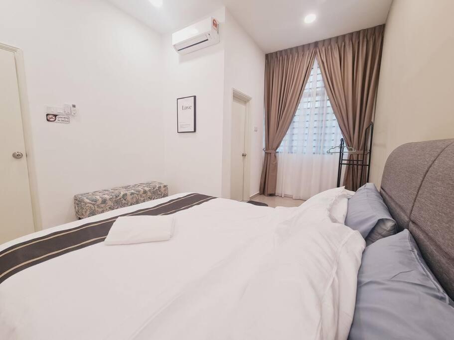 New! Happiness Up To 28pax @hmemories Holiday home