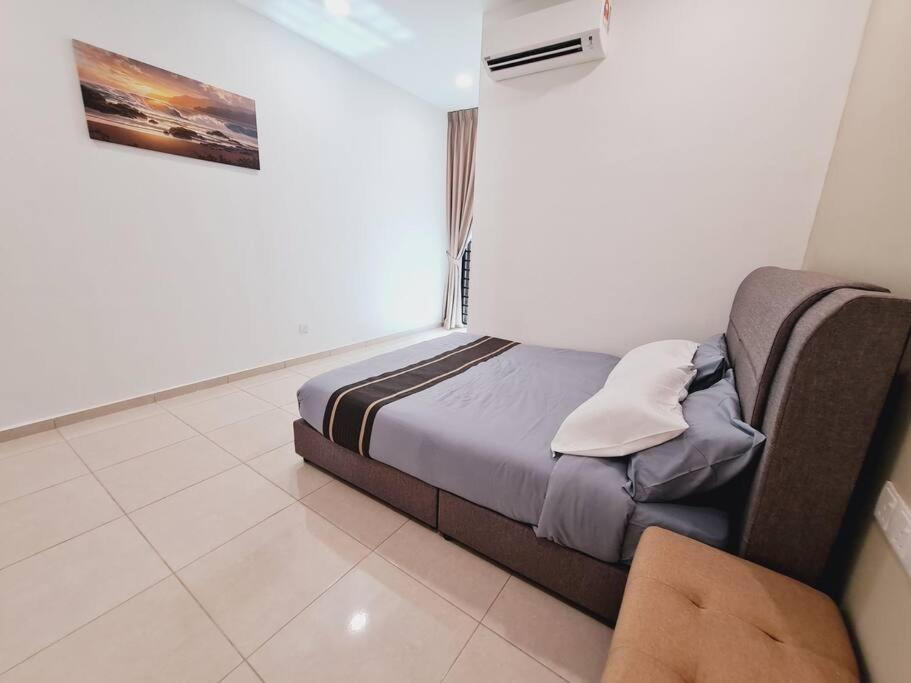 Holiday home New! Happiness Up To 28pax @hmemories *